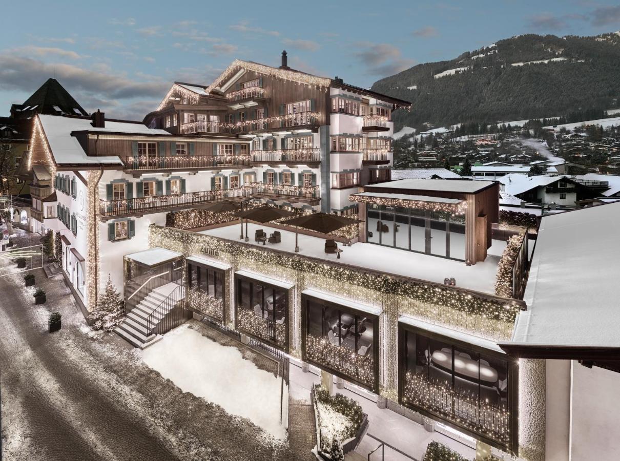 Hotel Weisses Roessl Kitzbuhel Bagian luar foto